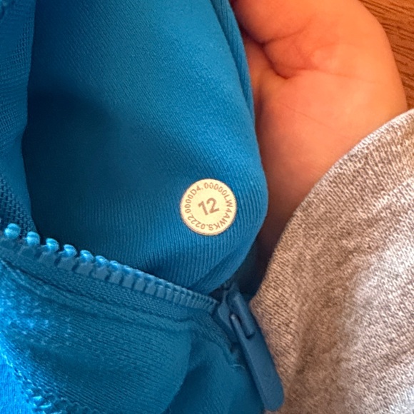 Lululemon Define Jacket - Picture 7 of 8